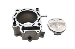 Honda - 08 Honda TRX450R Cylinder & Piston - Image 1