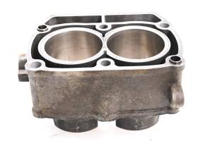02 Polaris Sportsman 700 4x4 Cylinder For Parts