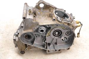 08 Arctic Cat 366 FIS 4x4 Crankcase Center Crank Case