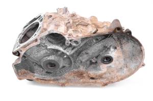 Can-Am - 04 Can-Am Outlander 330 4x4 Crankcase Center Crank Case Bombardier - Image 3