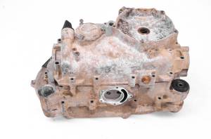 Can-Am - 04 Can-Am Outlander 330 4x4 Crankcase Center Crank Case Bombardier - Image 5