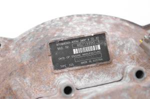 Can-Am - 04 Can-Am Outlander 330 4x4 Crankcase Center Crank Case Bombardier - Image 6