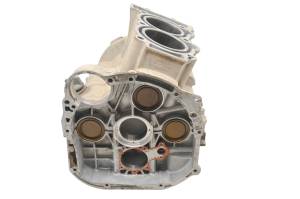 15 Polaris Sportsman 850 XP 4x4 Crankcase Center Crank Case & Cylinders