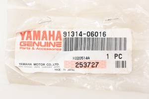 Yamaha - New OEM Yamaha 91314-06016-00 Socket Head Bolt NOS - Image 3