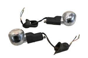 Honda - 16 Honda Metropolitan 50 Front Blinkers NCW50 - Image 2