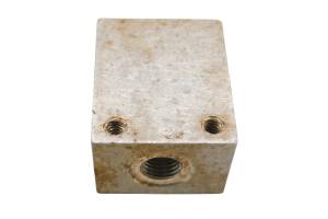 15 Polaris Sportsman 850 XP 4x4 Front Brake Line Cross Fitting