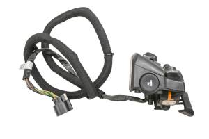 Can-Am - 19 Can-Am Spyder F3 SE6 Headlight On Off Horn Handlebar Switch - Image 3