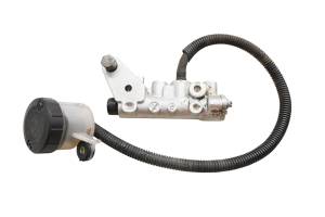Can-Am - 16 Can-Am Outlander 450 L 4x4 Rear Brake Master Cylinder - Image 3