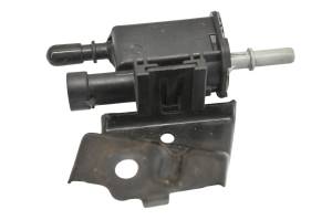 Polaris - 16 Polaris Slingshot SL Emissions Purge Solenoid Valve & Bracket - Image 2