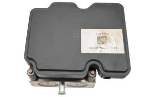 Polaris - 16 Polaris Slingshot SL Electric Abs Brake Control Unit - Image 4