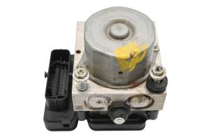 Polaris - 19 Polaris Slingshot SL Electric Abs Brake Control Unit Ecu - Image 2