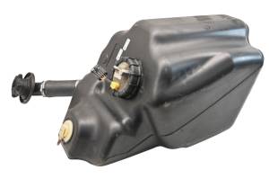 16 Polaris Slingshot SL Gas Tank & Fuel Pump