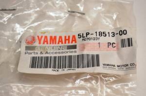 Yamaha - OEM Yamaha 5LP-18513-00-00 Shift Fork 3 NOS - Image 3