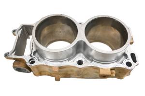 Kubota - 18 Kubota RTV-XG850 Cylinder Sidekick 850 For Parts - Image 4