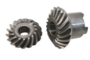 Kubota - 18 Kubota RTV-XG850 Transmission Bevel Gears Output Shaft Sidekick 850 - Image 3