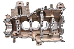 Honda - 04 Honda Aquatrax R-12X Upper Crankcase Center Half Crank Case ARX1200 For Parts - Image 6