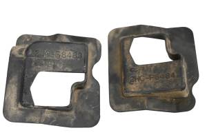 Yamaha - 16 Yamaha YXZ1000R Side Cover Rubbers - Image 3