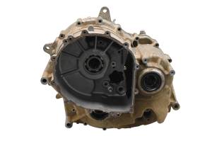 Yamaha - 16 Yamaha YXZ1000R Transmission Gear Case Housing - Image 2