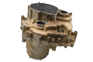 Yamaha - 16 Yamaha YXZ1000R Transmission Gear Case Housing - Image 3