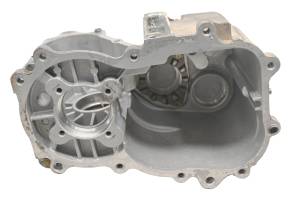 02 Polaris Sportsman 700 4x4 Right Transmission Gear Case Housing Cover