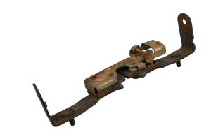 Polaris - 06 Polaris Sportsman 500 X2 4x4 Seat Latch - Image 2