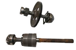 Polaris - 06 Polaris Sportsman 500 X2 4x4 Transmission Bevel Gears Output Shaft - Image 3