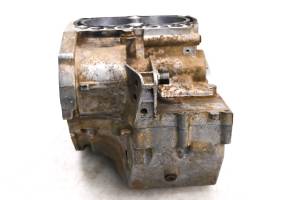 Polaris - 02 Polaris Sportsman 700 4x4 Crankcase Center Crank Case - Image 2