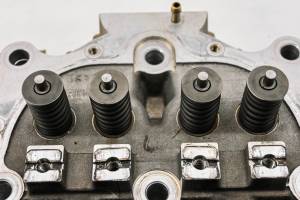 Polaris - 04 Polaris Sportsman 700 4x4 Cylinder Head - Image 2