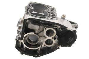 Polaris - 02 Polaris Sportsman 700 4x4 Crankcase Center Crank Case - Image 3