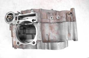 Arctic Cat - 13 Arctic Cat Limited 550 4x4 Crankcase Center Crank Case - Image 3