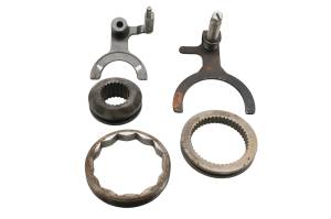 Arctic Cat - 05 Arctic Cat 500 TBX 4x4 Front Differential Fork Selectors & Couplers - Image 2