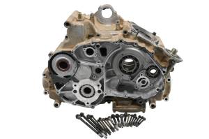 Suzuki - 03 Suzuki Vinson 500 4x4 Crankcase Center Crank Case LTA500F - Image 1