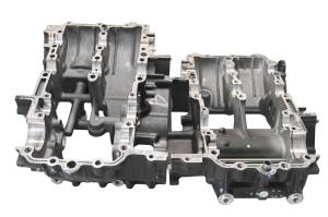 Kawasaki - 23 Kawasaki Z400 ABS Crankcase Center Crank Case ER400D - Image 5