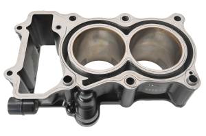 Kawasaki - 23 Kawasaki Z400 ABS Cylinder & Pistons ER400D - Image 3