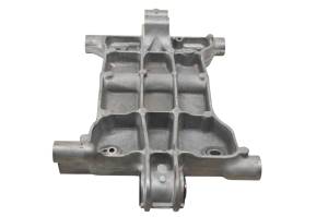 Kawasaki - 23 Kawasaki Z400 ABS Swingarm Bracket ER400D - Image 2