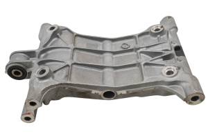 Kawasaki - 23 Kawasaki Z400 ABS Swingarm Bracket ER400D - Image 3