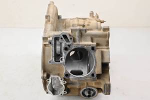 Kawasaki - 06 Kawasaki Brute Force KVF750B Crankcase Center Crank Case - Image 2