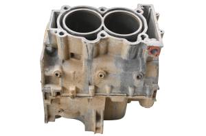 Polaris - 20 Polaris Sportsman XP 1000 Crankcase Center Crank Case & Cylinders - Image 2