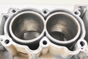 Polaris - 20 Polaris Sportsman XP 1000 Crankcase Center Crank Case & Cylinders - Image 6