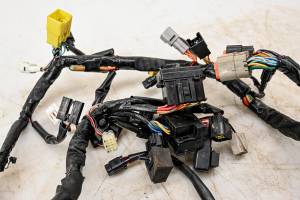 Suzuki - 24 Suzuki GSX-R750 Main Wire Harness Electrical Wiring - Image 3