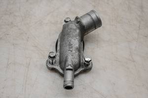 Suzuki - 24 Suzuki GSX-R750 Cylinder Water Inlet Connector - Image 3