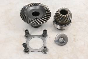 00 Polaris Sportsman 500 4x4 Transmission Bevel Gears Output Shaft