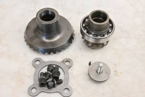 Polaris - 00 Polaris Sportsman 500 4x4 Transmission Bevel Gears Output Shaft - Image 2