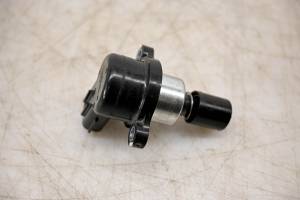 Suzuki - 24 Suzuki GSX-R750 Throttle Body Motor - Image 2