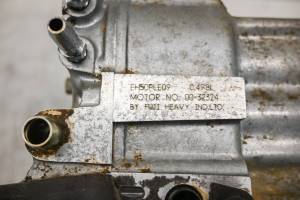 Polaris - 00 Polaris Sportsman 500 4x4 Crankcase Center Crank Case - Image 8