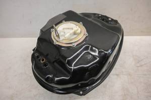 Yamaha - 24 Yamaha YZF-R3 Gas Tank & Fuel Pump - Image 4
