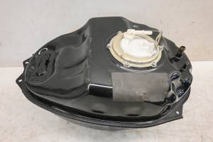 Yamaha - 24 Yamaha YZF-R3 Gas Tank & Fuel Pump - Image 5