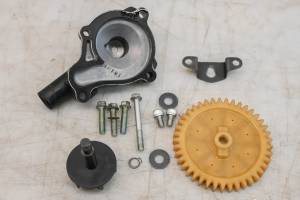 Yamaha - 24 Yamaha YZF-R3 Water Pump Cover & Impeller - Image 2