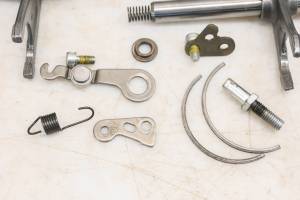 Yamaha - 24 Yamaha YZF-R3 Transmission Shift Forks & Drum - Image 2