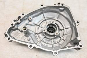 Yamaha - 24 Yamaha YZF-R3 Stator Cover - Image 4